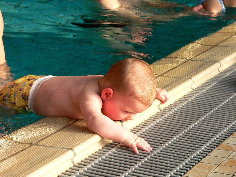 Ab Wann Sollte Man Mit Einem Baby Schwimmen Gehen