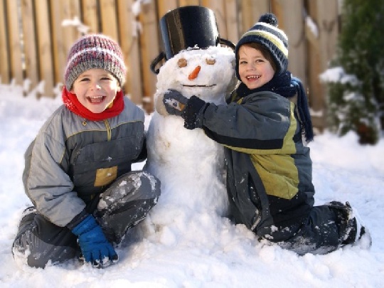 Schneebär statt Schneemann schneetier
