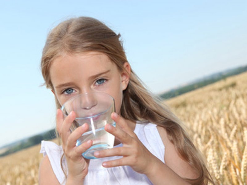 wieviel-soll-ein-kind-trinken