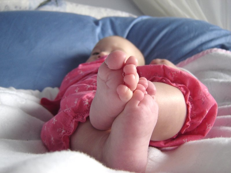 baby-streicheln