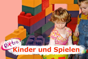 Kinder und Spielen