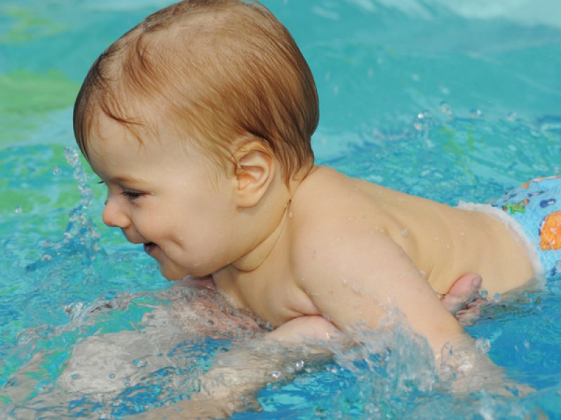 was-foerdert-babyschwimmen