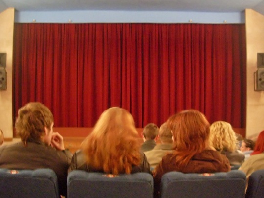 Ist Kino nur für Erwachsene? kino