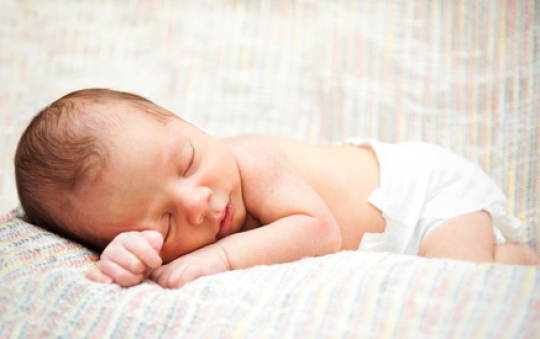 Kindspech: Babys erste Darmentleerung kindspech