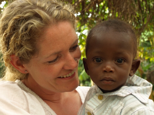 Sonja Liggett-Igelmund in Ghana sonja-liggett-igelmund
