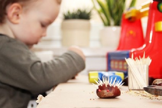 Besonders beliebt im Herbst: Kastanientiere basteln spielideen-kleinkind-15monate
